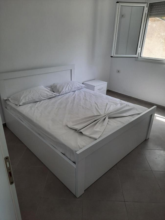 Flower Hill Vlorë Eksteriør bilde