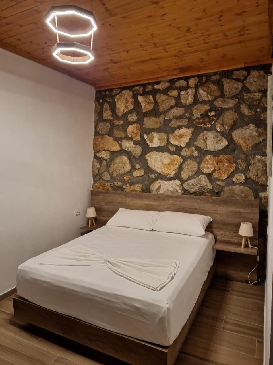 Flower Hill Vlorë Eksteriør bilde